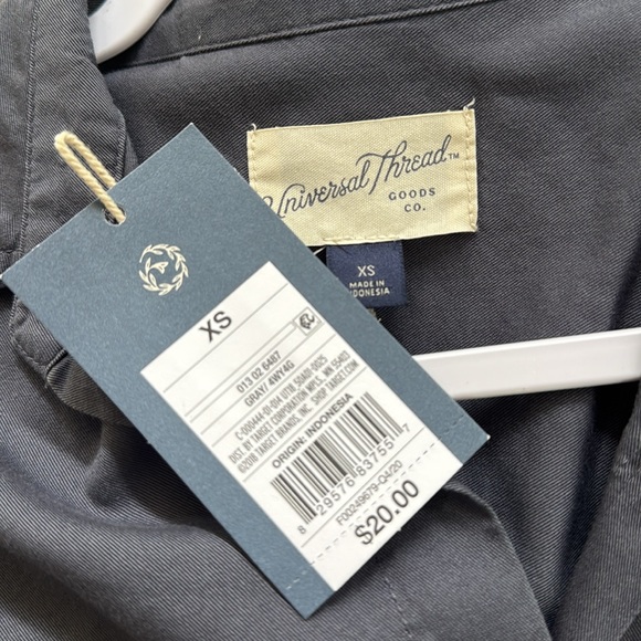Universal Thread Gray Button-Up Shirt - Picture 3 of 3